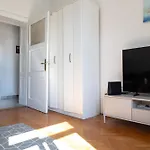 Olynta Apartment *